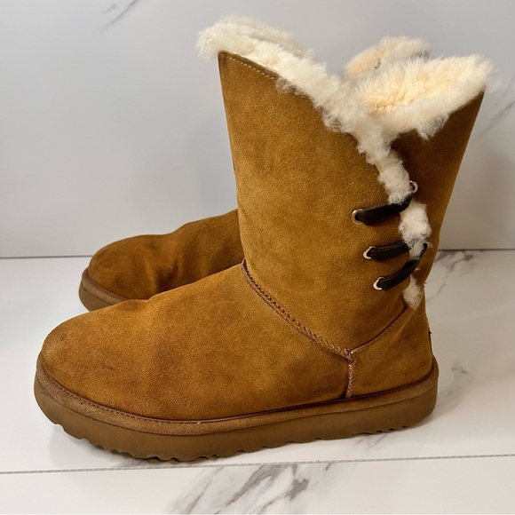 UGG Women's Tan Boots Size 10 - Picture 4 of 6